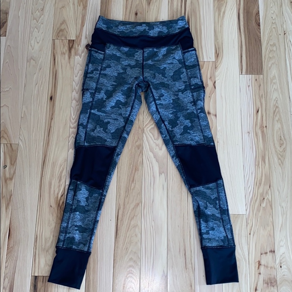 Camo leggings